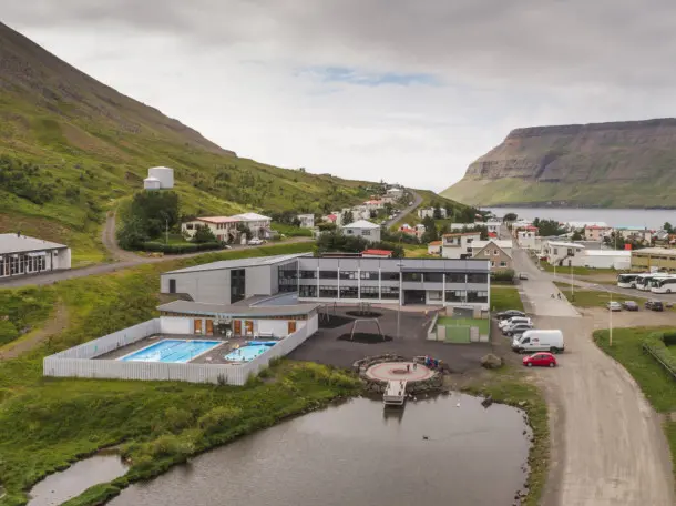 Sundlaugin Suðureyri